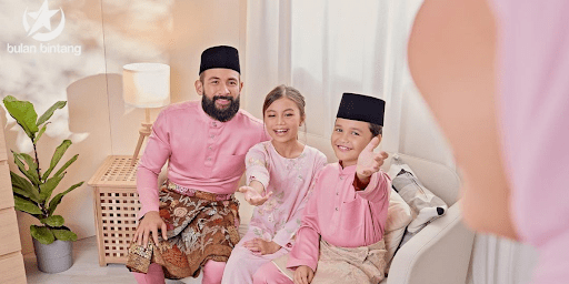 baju melayu bulan bintang